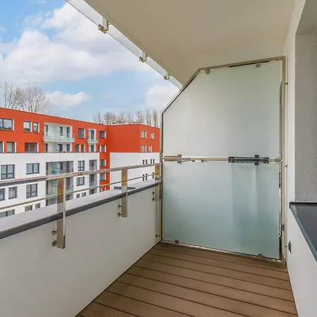 Apartamento Cozy With Balcony Close To The By Renters *